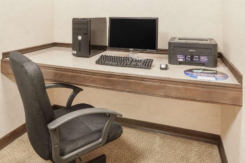 Super 8 by Wyndham Corpus Christi - image 16