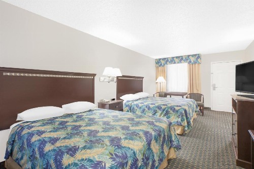 Super 8 by Wyndham Corpus Christi - image 21