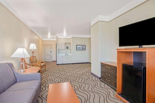 La Quinta by Wyndham Corpus Christi Airport - image 10
