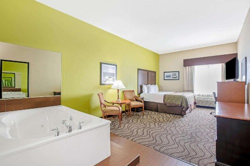 La Quinta by Wyndham Corpus Christi Airport - image 23