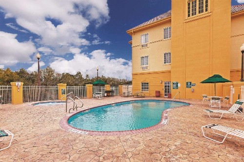 La Quinta by Wyndham Corpus Christi Northwest - image 12