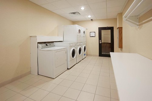 Staybridge Suites Corpus Christi an IHG Hotel - image 40