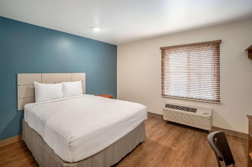 WoodSpring Suites Corpus Christi - image 14