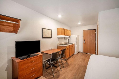 WoodSpring Suites Corpus Christi - image 24