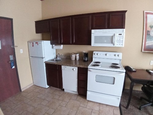 Hawthorn Suites by Wyndham Corpus Christi/Padre Isle - image 22