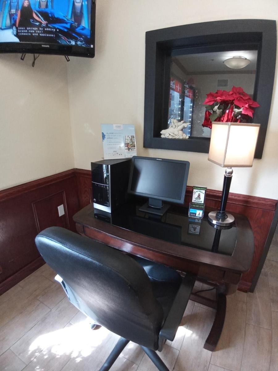 Hawthorn Suites by Wyndham Corpus Christi/Padre Isle - image 3