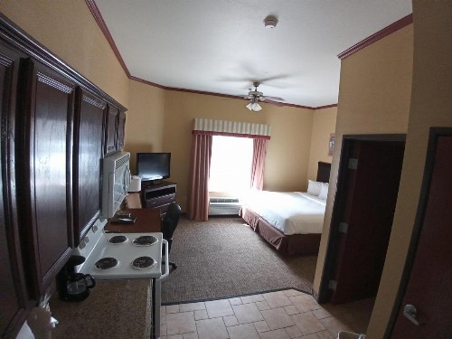Hawthorn Suites by Wyndham Corpus Christi/Padre Isle - image 5