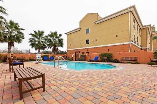 Holiday Inn Express Hotel & Suites Corpus Christi Northwest an IHG Hotel - image 36