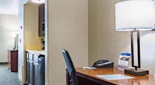 Best Western Northwest Corpus Christi Inn & Suites - image 9