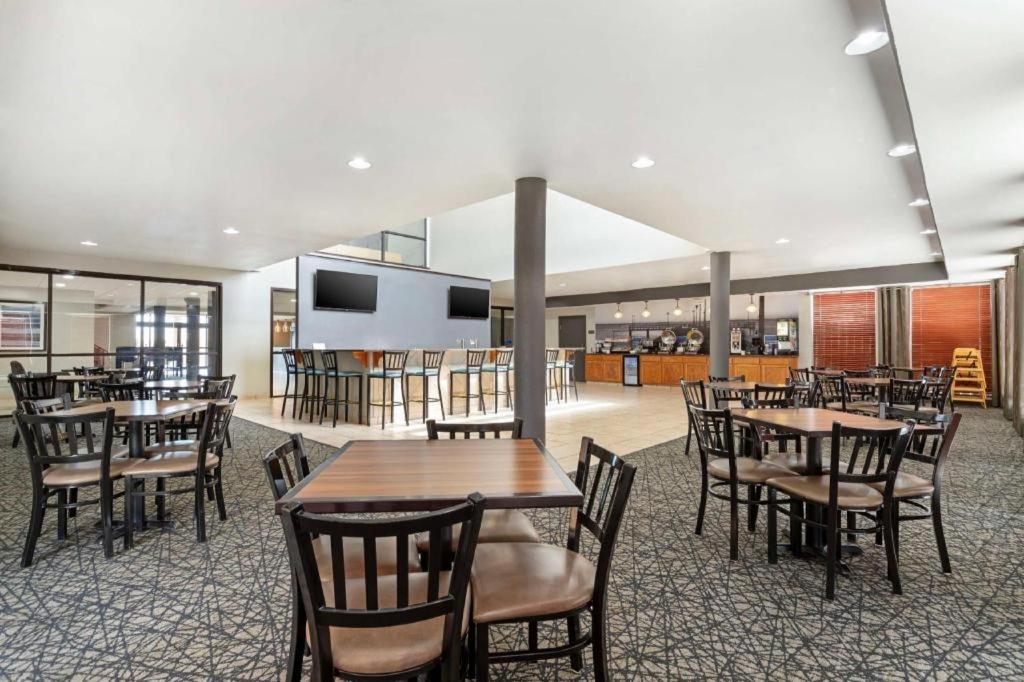 Best Western Northwest Corpus Christi Inn & Suites - image 4