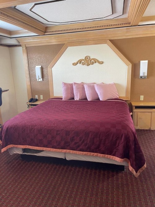 Budget Inn and Suites Corpus Christi - image 17