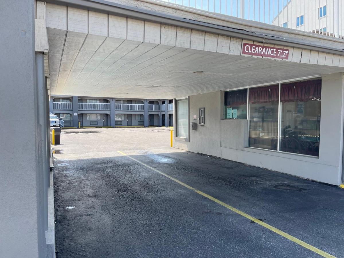 Budget Inn and Suites Corpus Christi - image 6