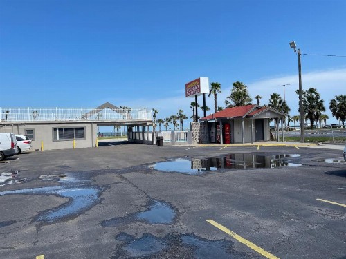 Budget Inn and Suites Corpus Christi - image 9