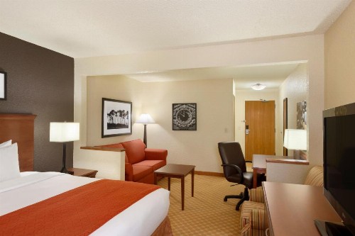 Country Inn & Suites by Radisson Corpus Christi TX - image 11