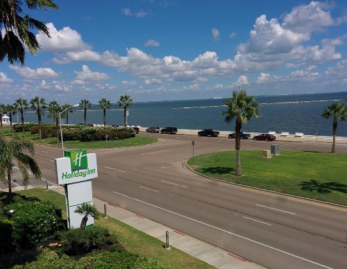 Holiday Inn Corpus Christi Downtown Marina an IHG Hotel - image 30
