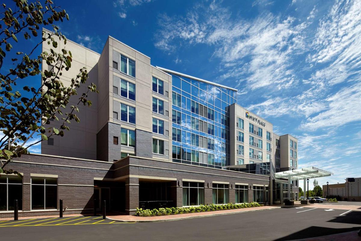 Hyatt Place Corpus Christi - image 6