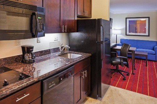 TownePlace Suites by Marriott Corpus Christi - image 6