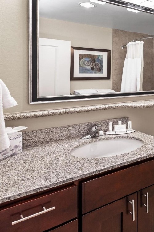 TownePlace Suites by Marriott Corpus Christi - image 7