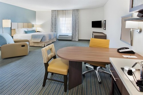 Candlewood Suites Corpus Christi South/Naval Base - image 26
