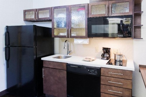 Candlewood Suites Corpus Christi South/Naval Base - image 32