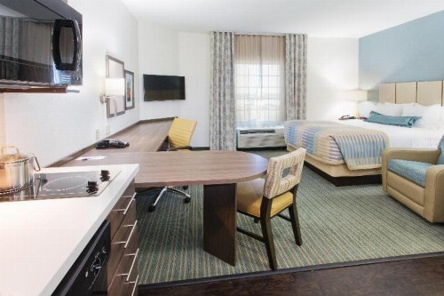 Candlewood Suites Corpus Christi South/Naval Base - image 48
