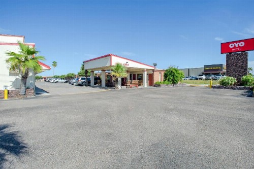 OYO Hotel Padre Island Corpus Christi - image 7