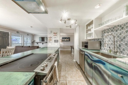 Compass Condos - image 8