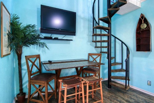 Nautilus Condos - image 6