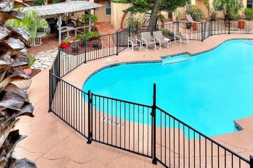 Seahorse Condos - image 12