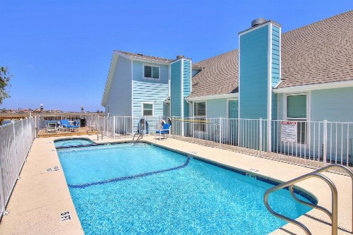 Leeward Cove B4 - image 7