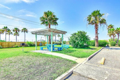 Villa Del Sol Surfside - image 10