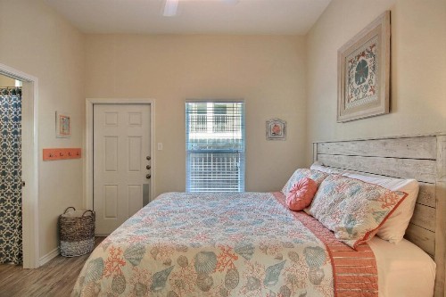 Seaside Paradise - image 12