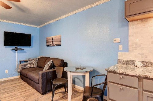 Anchor Resort II - image 11