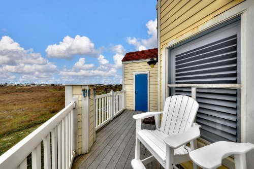 Beach Club 341 - image 9
