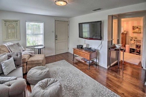 Corpus Christi Cottage with Patio - 5 Mi From Beach! - image 8