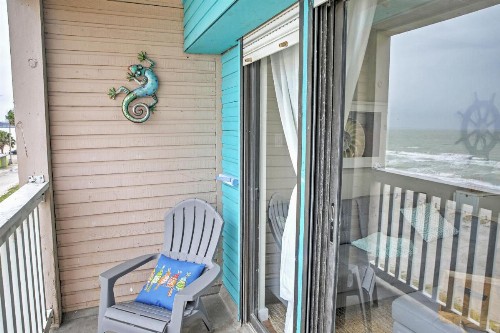 Beachfront Corpus Christi Condo with Deck and Views! - image 10