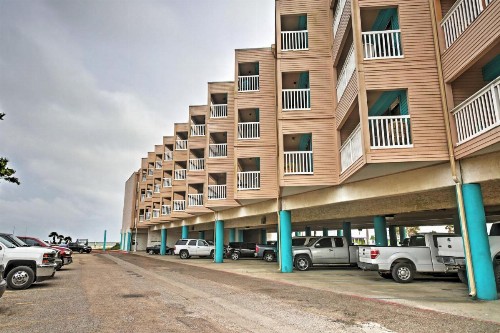 Beachfront Corpus Christi Condo with Deck and Views! - image 6
