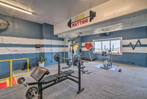 Cozy Corpus Christi Condo with Pool and Beach Access - image 8