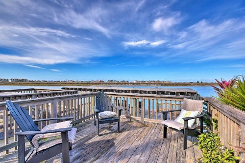 Corpus Christi Escape with Pool on Packery Channel! - image 3