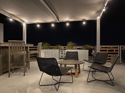 Lively Beach - image 44