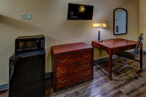 Kingsway Inn Corsicana - image 7