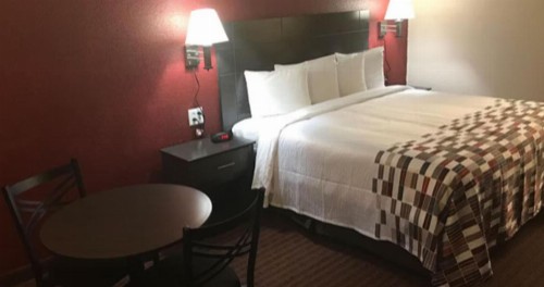 Red Roof Inn Corsicana - image 7