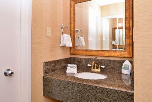 Best Western Corte Madera Inn - image 10