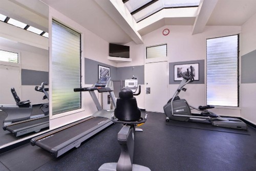 Best Western Corte Madera Inn - image 25