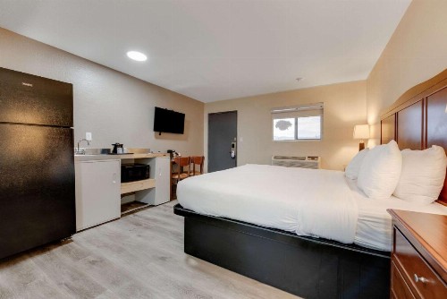 Suburban Extended Stay - image 18