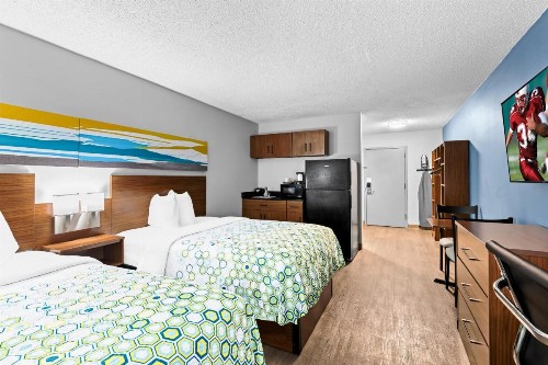 Ramada Hotel & Conference Center by Wyndham Cortland - image 27