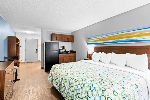 Ramada Hotel & Conference Center by Wyndham Cortland - image 29