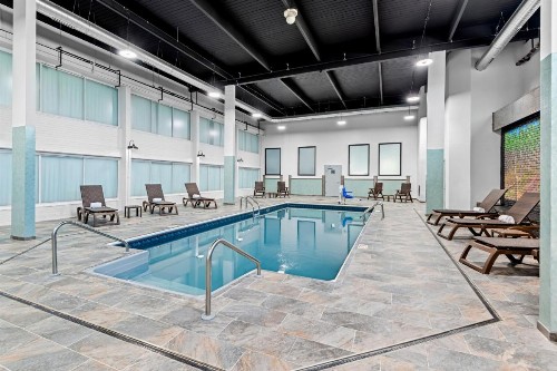 Ramada Hotel & Conference Center by Wyndham Cortland - image 37