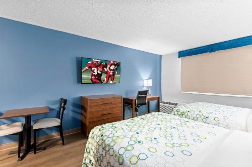 Ramada Hotel & Conference Center by Wyndham Cortland - image 49