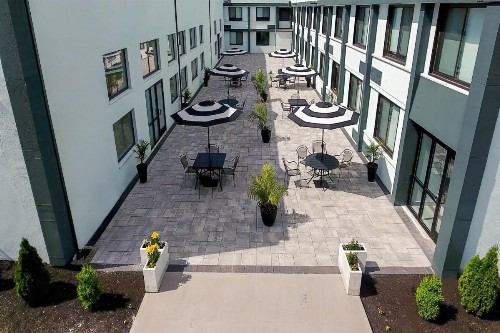 Ramada Hotel & Conference Center by Wyndham Cortland - image 7